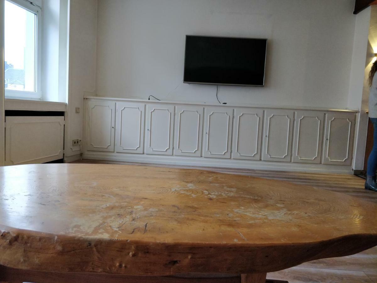 Avi Burgplatz Appartement *