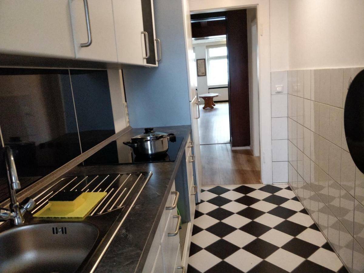 Avi Burgplatz Appartement *